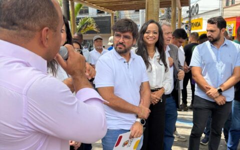 Canteiro central da Praça Cairu é entregue após obras de requalificação