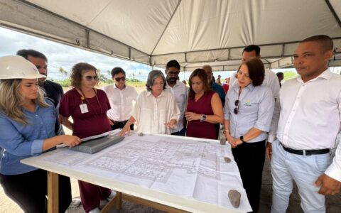 Estado da Bahia assina ordem de serviço para construção de um Centro Especializado em Reabilitação em Feira de Santana
