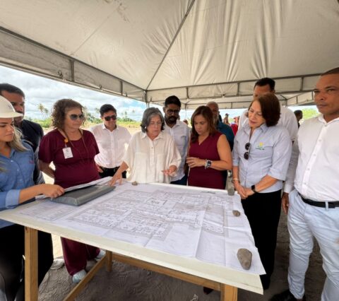 Estado da Bahia assina ordem de serviço para construção de um Centro Especializado em Reabilitação em Feira de Santana