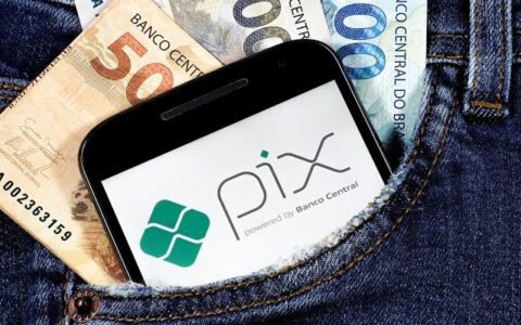 Pix movimenta R$ 69,2 bilhões na Bahia em agosto e avança 13,1% em um ano
