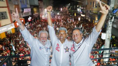 Em último comício, Jerônimo exalta o interior e convida baianos a continuarem mudando a Bahia com Lula
