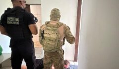 Foragido da Rússia, ex-militar chega à sede da PF onde será iniciado o processo de extradição