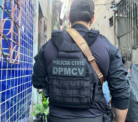Investigado por crimes virtuais é preso em flagrante em Ilhéus