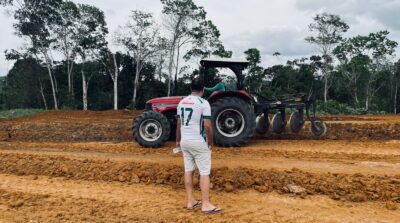 Jé Assunção acompanha obras do bairro Antônio Anacleto, em Itamarati