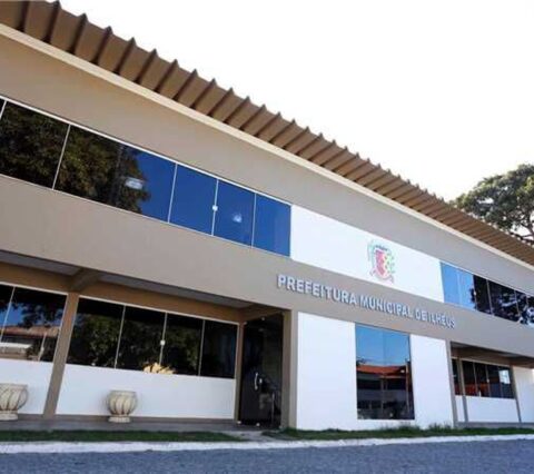 Valderico Junior antecipa salário e reforça compromisso com os servidores de Ilhéus