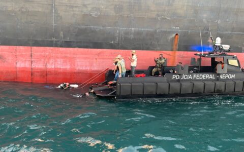 Salvador : PF e PM localizam grande quantidade de droga escondida em navio com destino à Europa