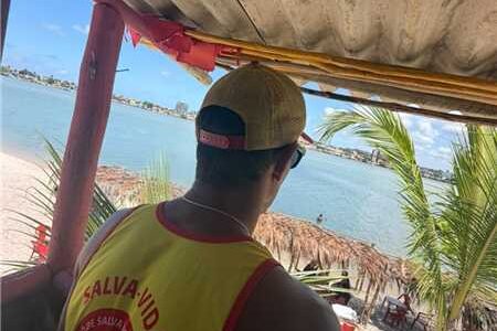 Praia do Cristo recebe ação integrada de preparação para o verão