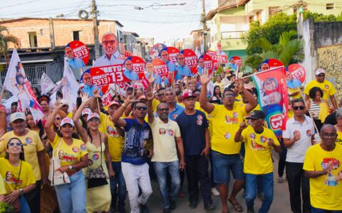 Teotônio Vilela abraça Bebeto e confirma força da candidatura em Ilhéus